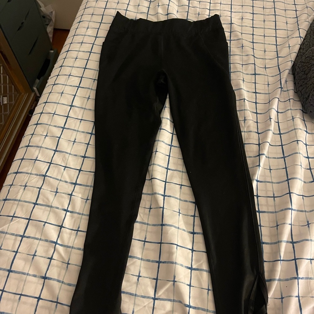 Girls black leggings